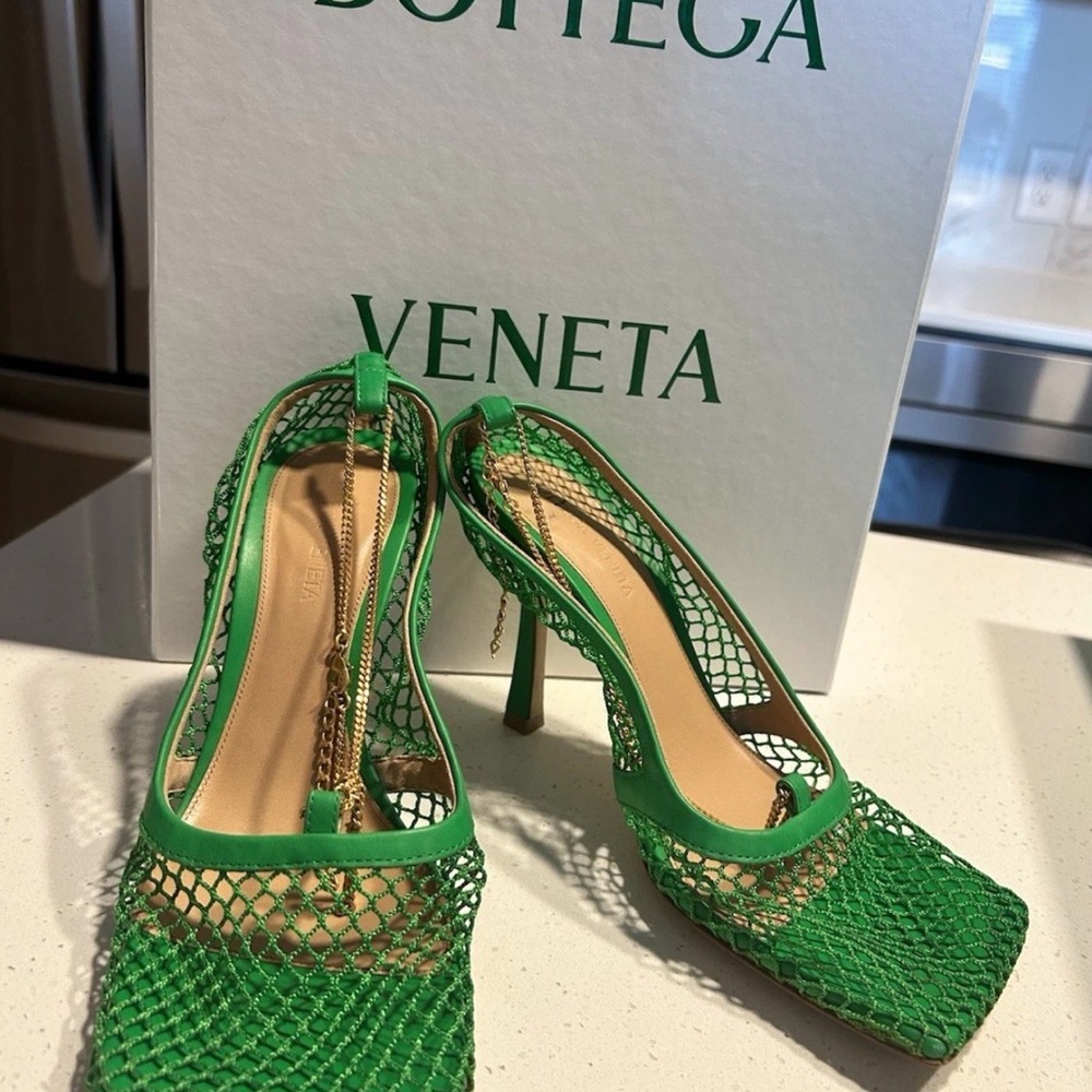 Bottega Veneta Vibrant Green Mesh Heels
